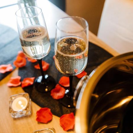 La Suite Romantique Avec Jacuzzi Au Coeur De Perpignan Eksteriør bilde